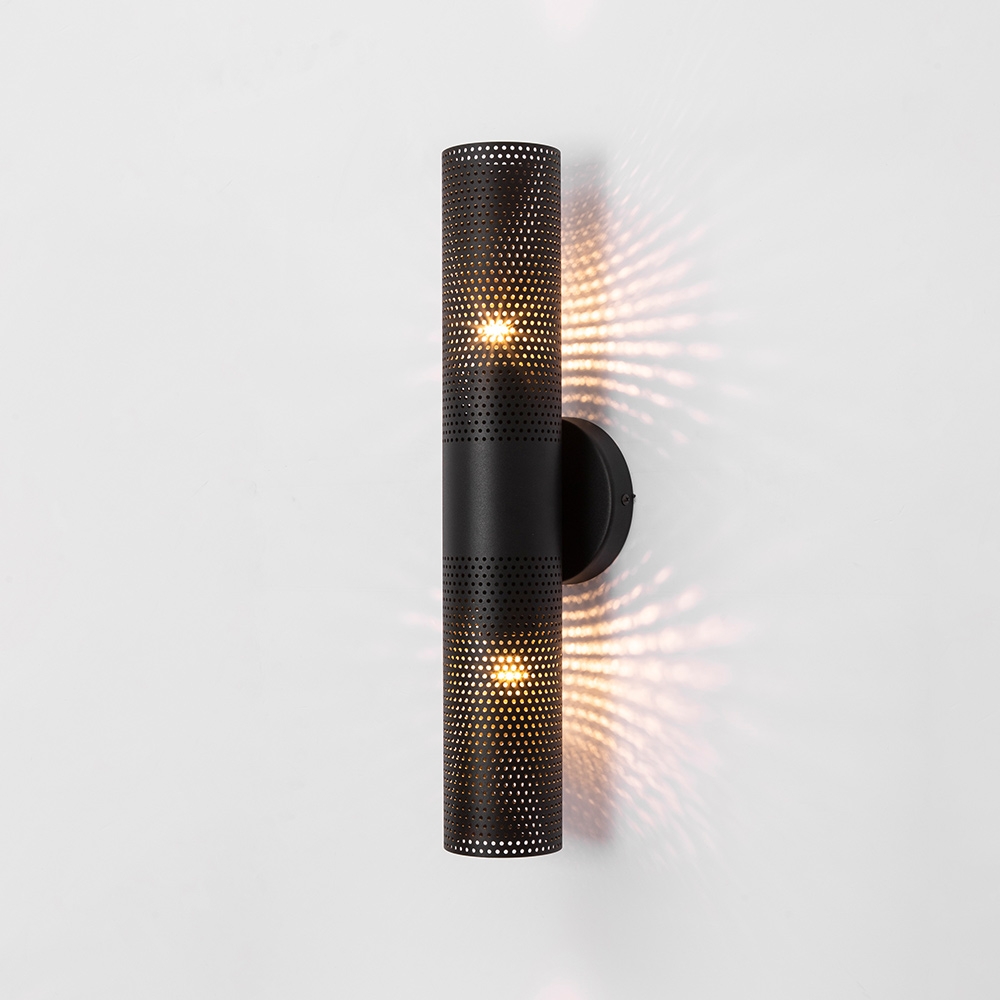 Up&down grilled wall light